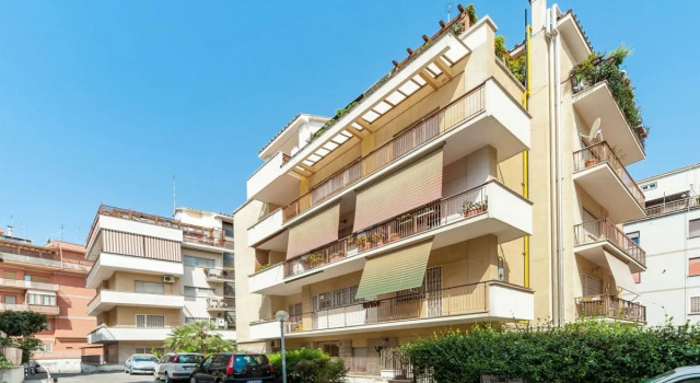 Roman Holidays Loft, Prenota Hotel Roma Lazio
