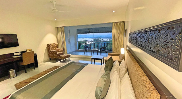 Номер Premium с видом на озеро TatSaraasa Resort & Spa, Udaipur