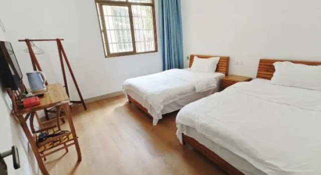 Номер Standard Longyan Yongding Tulou Mengtian Inn