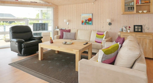 Lavish Holiday Home in Jutland With Terrace, Забронировать Отель Хадсунд 