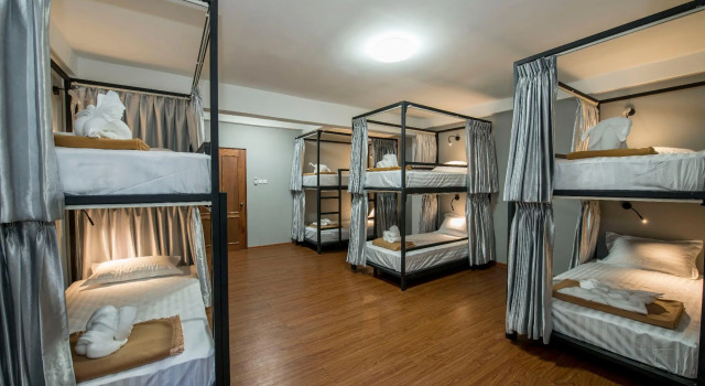 Кровать в общем номере Seasons Hotels And Resort- Ngapali