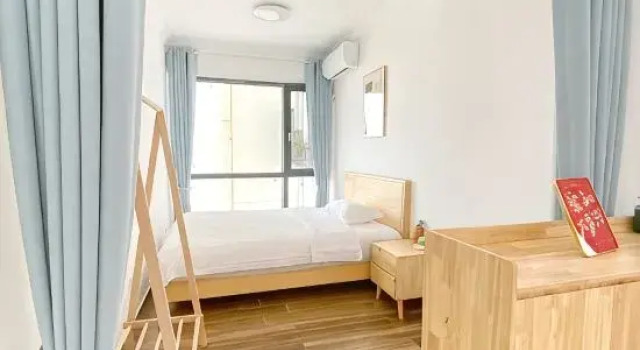 Люкс с 4 комнатами с видом на море Beihai Canaan seaview mangrove apartment