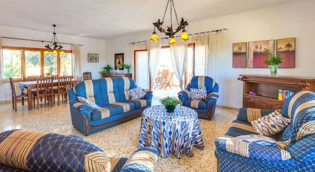 Villa Silenci, Book Villa Sommerhuse i Sa Pobla, Hytte