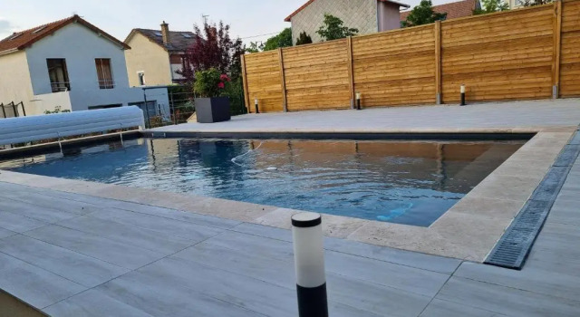 Ravissant Studio avec piscine privée et jardin