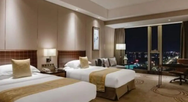 Двухместный номер Standard с видом на озеро Golden Eagle Summit Hotel Yancheng