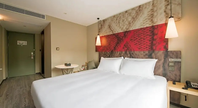 Двухместный номер Standard ibis Chengdu Yongfeng Hotel
