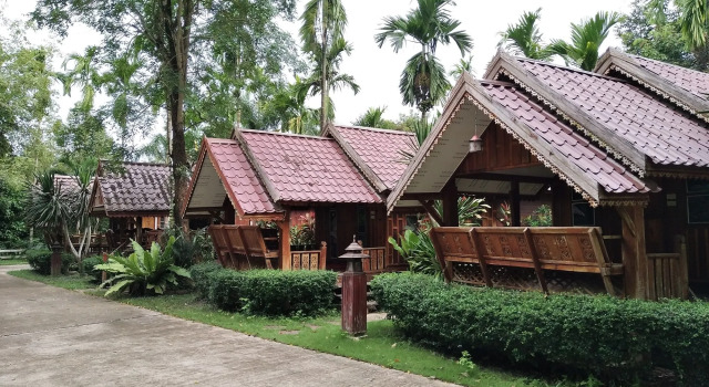 Phetsangsom Resort, Забронировать Курортный отель Отели провинции Районг с завтраком, Завтраки