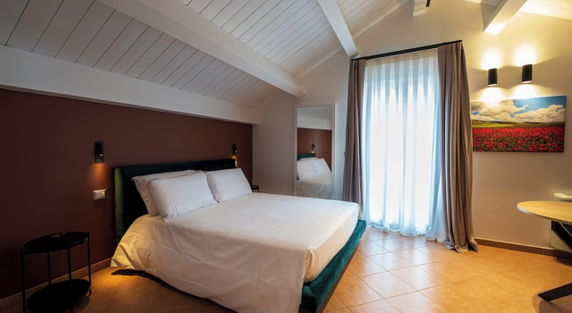 Standard- dobbelt værelse med altan med byudsigt B&B Arcolobello ApartHotel