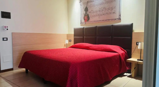 Standard Doppel Zimmer Albergo Visconti
