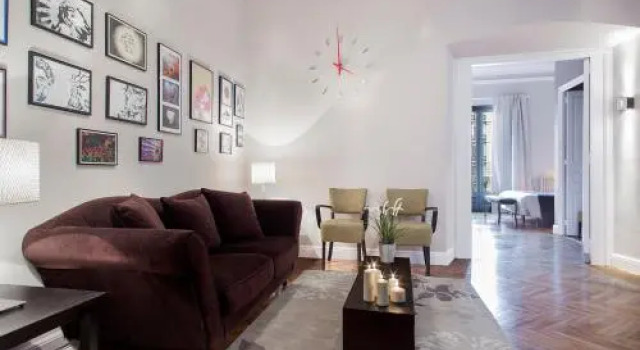 BacHome Gallery B&B