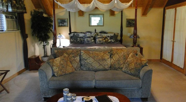 Elkwood Manor Bed & Breakfast, Забронировать Отель Пагоса-Спрингс Колорадо