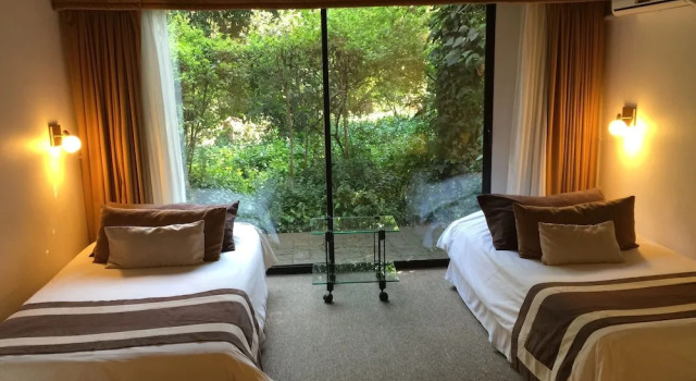 Четырёхместный номер Standard Hotel Acacias de Vitacura