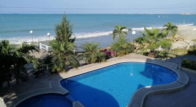 Salinas Paradise