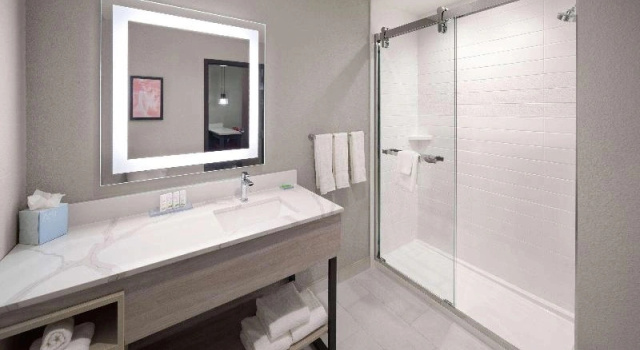 Четырёхместный люкс Hawthorn Extended Stay by Wyndham DeSoto