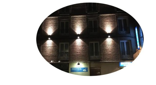 Hôtel le cygne, Book Hotel  