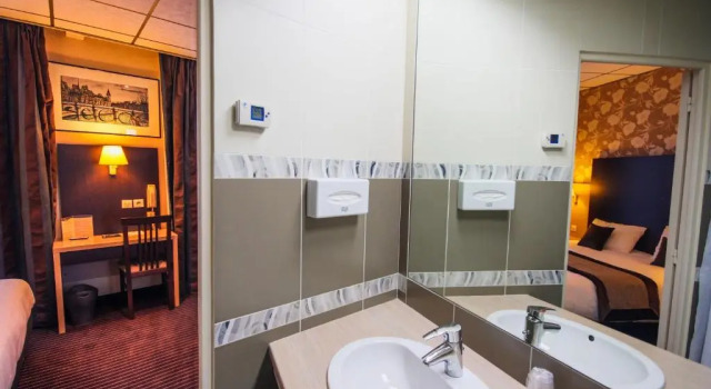Номер Superior Hôtel Des Trois Gares