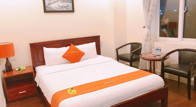 Номер Deluxe Golden Star Hotel