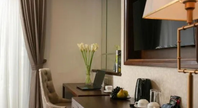 Двухместный люкс Executive с балконом Rex Hanoi Hotel