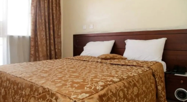 Suite Avenue Suites Hotel