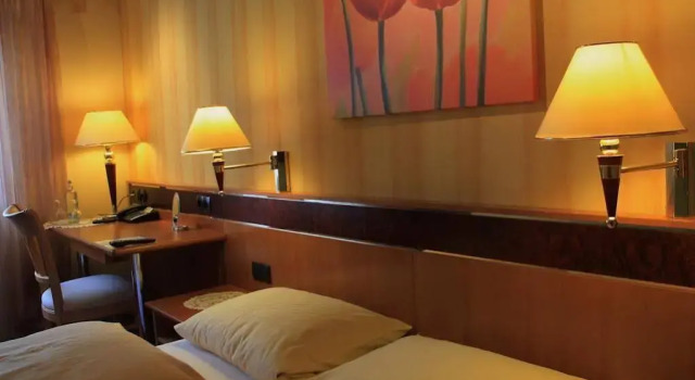Hotel Landgasthof Gemmer, Rezervați Hotel Rettert Taunus