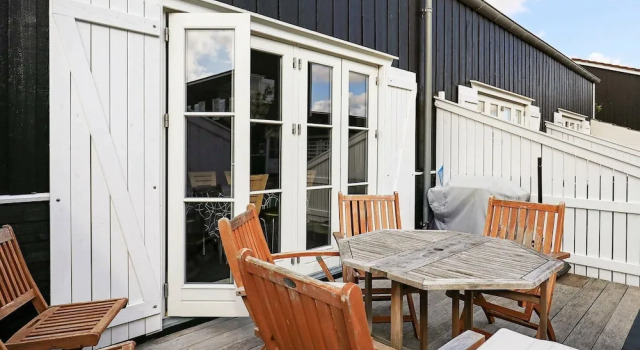 Serene Holiday Home in Vestervig With Swimming Pool, Rezerwuj Dom wakacyjny Domki letniskowe w Vestjylland, Domek