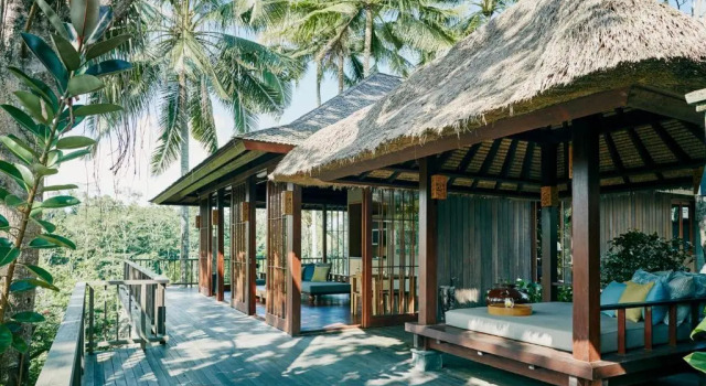 Вилла с красивым видом из окна Hoshinoya Bali
