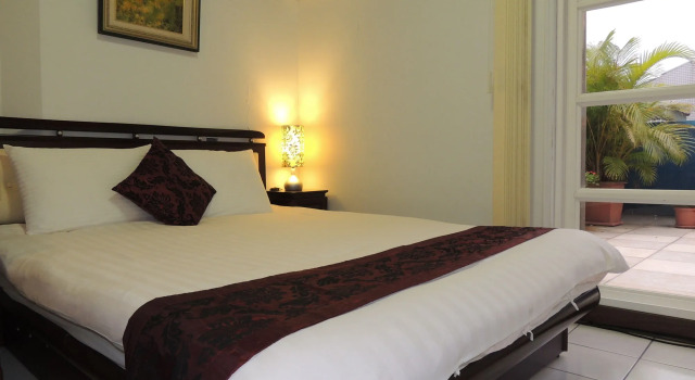 Dongshan River Left bank B&B