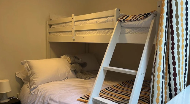 Blaydonburn - Sleeps 4,5 - Parking - Hottub - Yard, Varaa Huoneisto Asunnot kohteessa Merseyside, Huoneisto