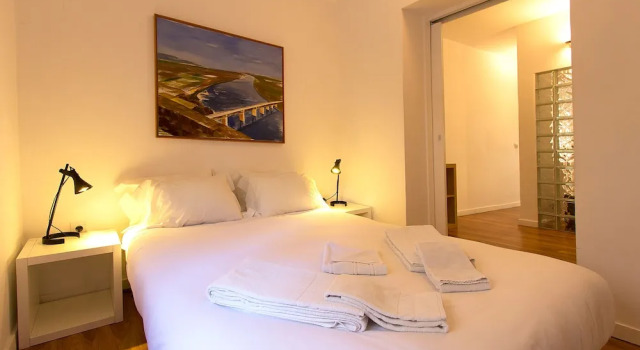 Апартаменты c 1 комнатой Typical Tailor Made Flat in Central Graça