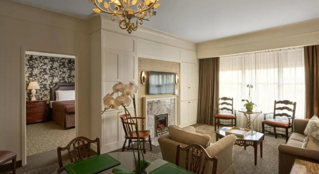 Люкс Superior O.Henry Hotel
