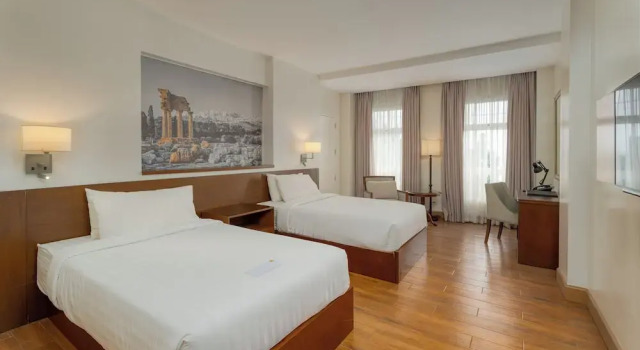 Двухместный номер Deluxe с видом на озеро Hotel Carlito Tagaytay