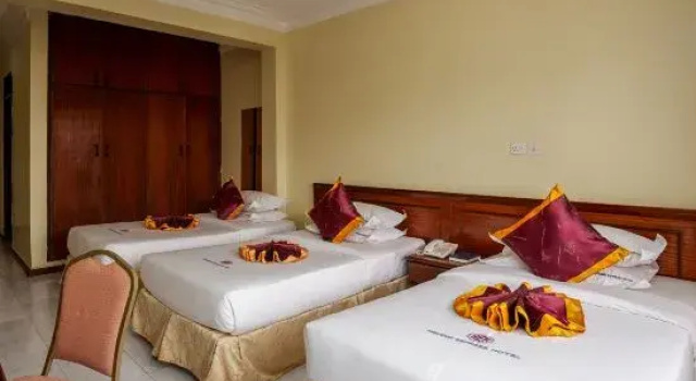 Deluxe Twin room Holiday Express Hotel Kampala