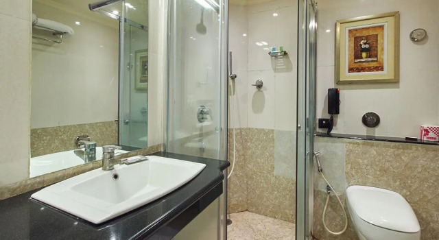 Номер Standard Royalton Hyderabad Abids
