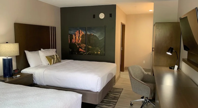 Четырёхместный номер Standard Zion Canyon Lodge