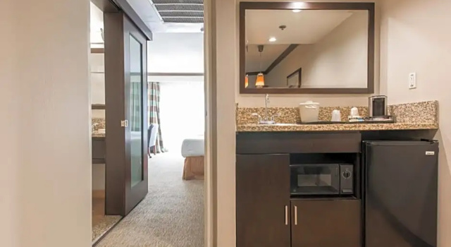 Номер Deluxe Park Inn by Radisson Covina