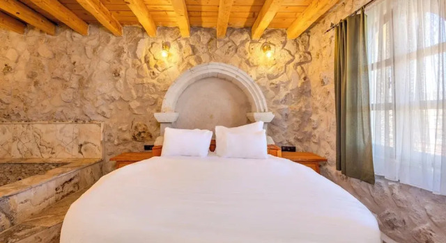 Люкс Luxury The Calypso Cave