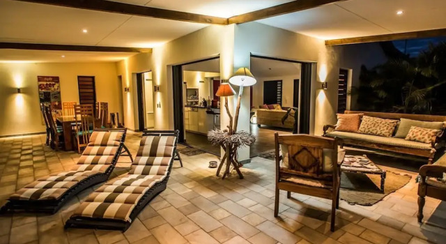 Villa Alexine, Book Villa Hotels in Saint-Paul with Parking, Parking