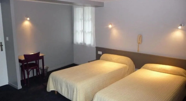 Logis Hôtel Castel de Mirambel, Забронировать Отель Лурд Hautes-Pyrénées