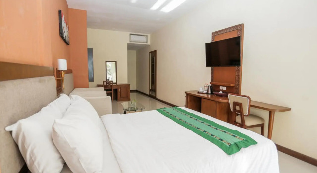Ubud Hotel & Villas, Rezerwuj Hotel Hotele 3-gwiazdkowe w Malang, w pobliżu Taman Rekreasi Kota, 3*
