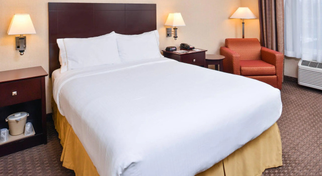 Двухместный номер Standard Holiday Inn Express Hotel & Suites Portland - Jantzen Beach by IHG
