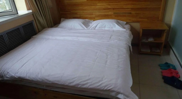 Dongsheng Guest House, Book Guesthouse Hulunbuir Inner Mongolia