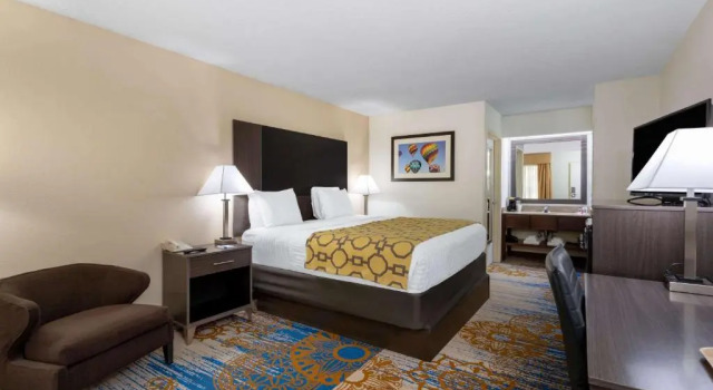 Номер Standard Baymont by Wyndham Tallahassee