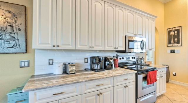 Коттедж Spacious Port Charlotte Home w/ Lanai!
