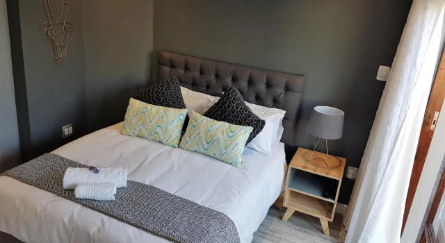 Двухместный номер Standard с видом на сад Riverview Guesthouse East London