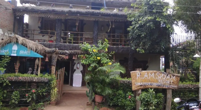 ramshyam village res, Buchen Sie Resort Bolpur Westbengalen