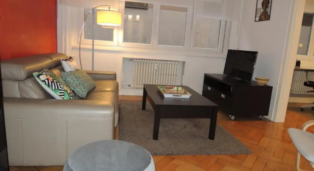 12 Rue de la Grange, Забронировать Отель Страсбург Strasbourg Eurometropole, рядом с Церковь Св. Мадлен