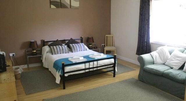 Strathardle Lodge, Prenota Hotel Kirkmichael Perthshire