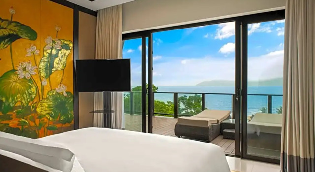 Pool вилла с 3 комнатами с видом на море Курорт Banyan Tree Lang Co