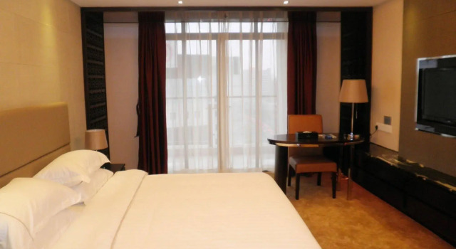 Mingmen Hotel, Boek Hotel Hotels in Guangdong met parkeren, Parkeren