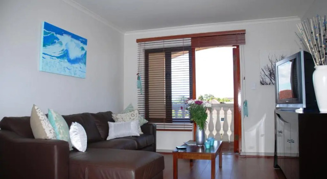 13 Bella Rosa Apartment